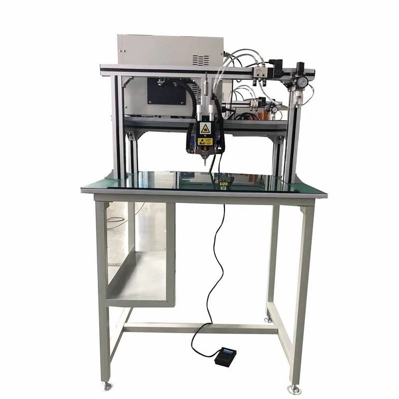 nickel tabs welding machine.jpg